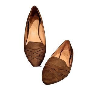 TC Shoes Army Green Olive Suede Flats Criss Cross Pattern Pointed Toe sz 8.5